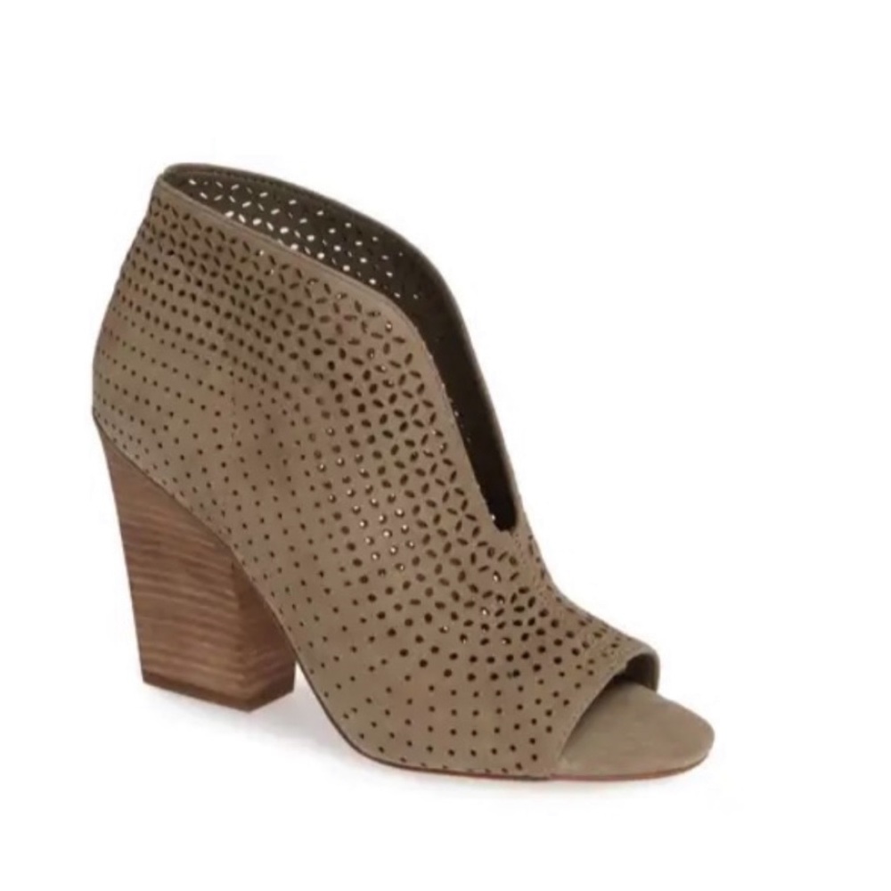 Vince Camuto open toe bootie size 7.5 - Picture 1 of 8
